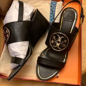 NWT Tory Burch Metal Miller wedge sandals